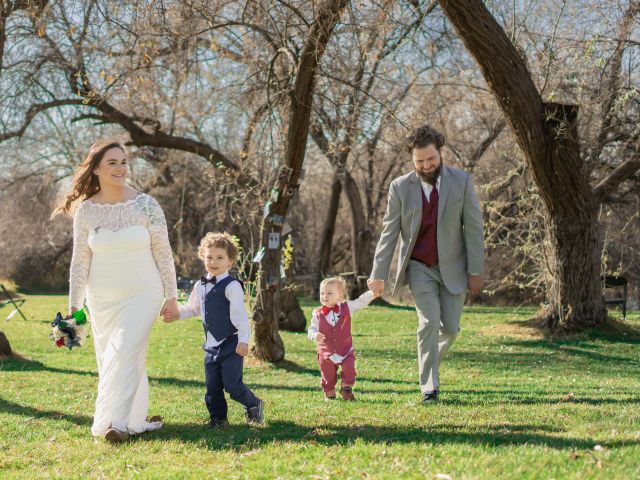 Wesley and Jessica&apos;s Wedding in Caldwell, Idaho 10