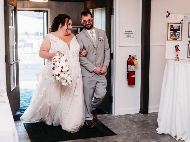 Cameron and Carsyn&apos;s Wedding in Fort Wayne, Indiana 15