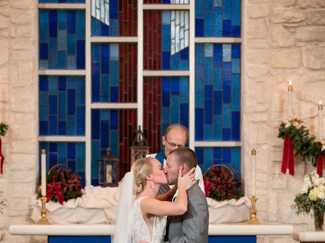 Jenna and Jason&apos;s Wedding in Round Rock, Texas 15