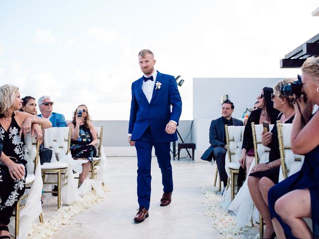 Gregory and Jessica's Wedding in Cancun, Mexico 31