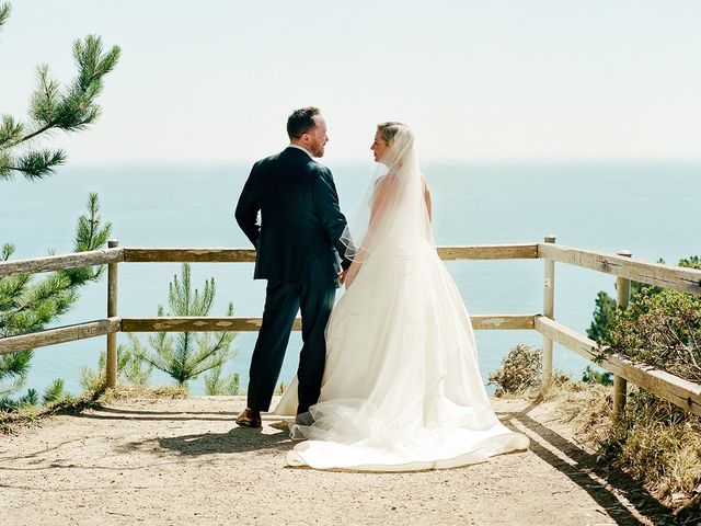 Will and Julianne&apos;s Wedding in Stinson Beach, California 5