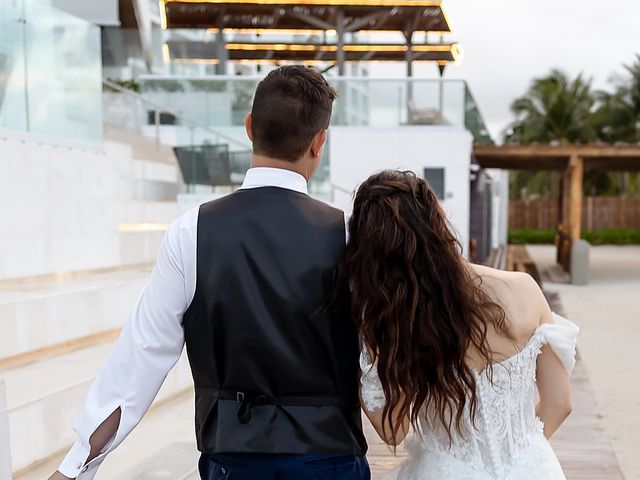 Tyler Hagan and Priscilla Lopez's Wedding in Cancun, Mexico 33