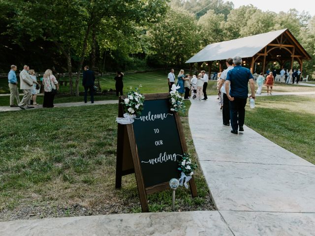 Codie and Cassady&apos;s Wedding in Sevierville, Tennessee 19