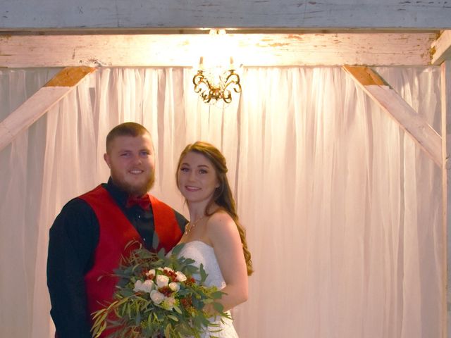 Craig and Ashley&apos;s Wedding in Tenino, Washington 10