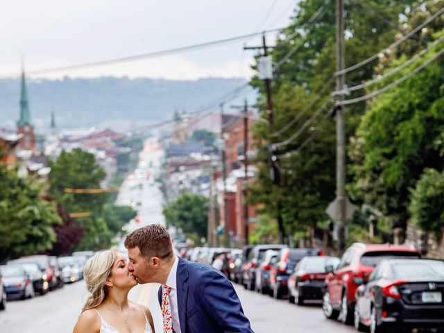 David and Michelle&apos;s Wedding in Cincinnati, Ohio 19