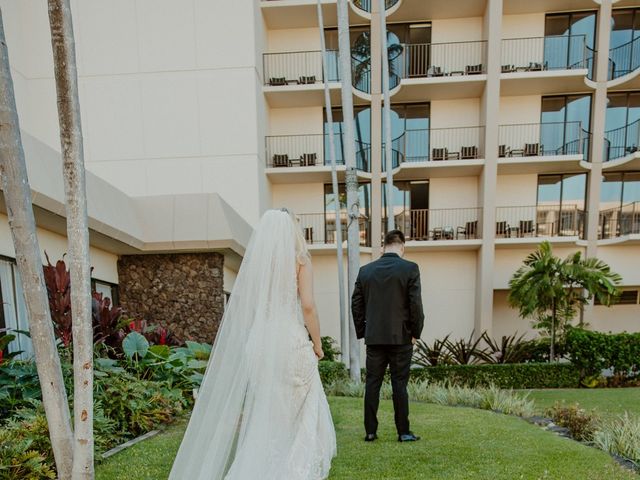 Lauren and Steven&apos;s Wedding in Kailua Kona, Hawaii 17