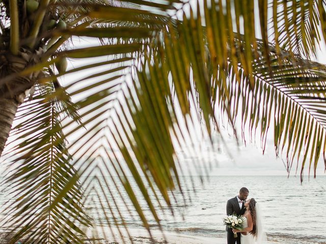Antoine and Trilliah&apos;s Wedding in Cancun, Mexico 16