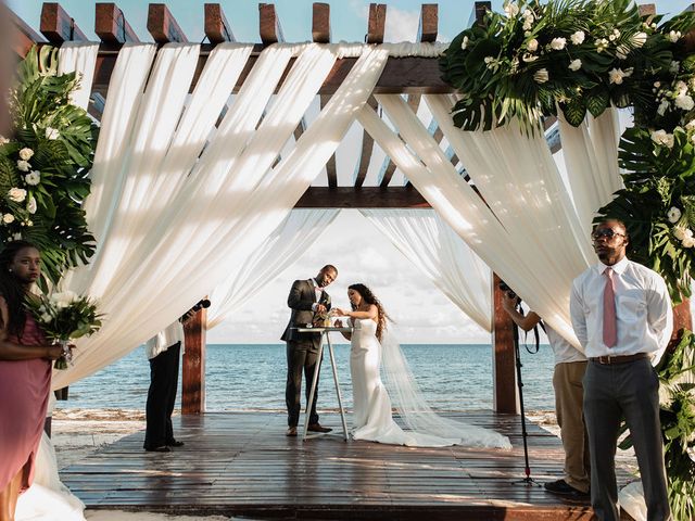 Antoine and Trilliah&apos;s Wedding in Cancun, Mexico 21