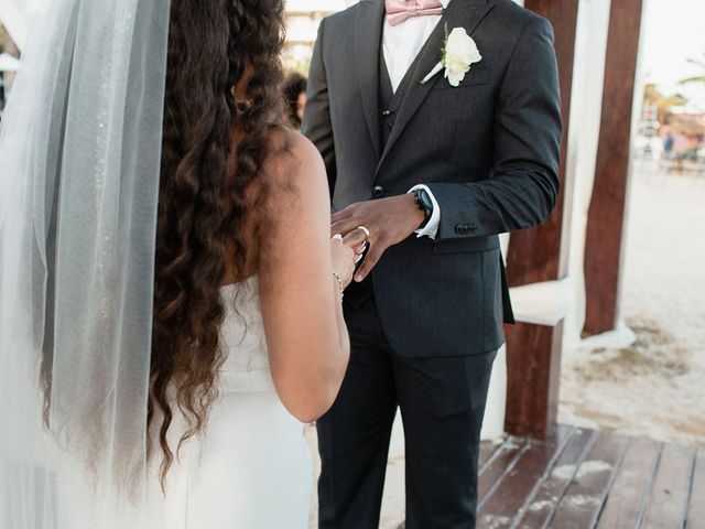Antoine and Trilliah&apos;s Wedding in Cancun, Mexico 22