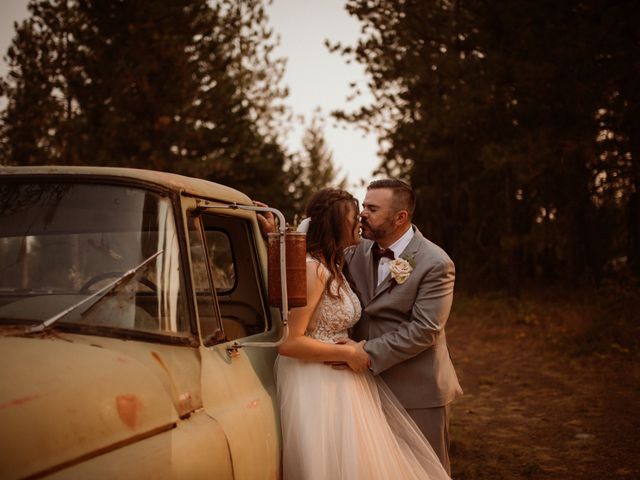 Aaron and Alix&apos;s Wedding in Athol, Idaho 5