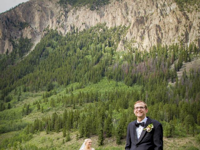 Patrick Knipple and Amy Boyd&apos;s Wedding in Crested Butte, Colorado 21