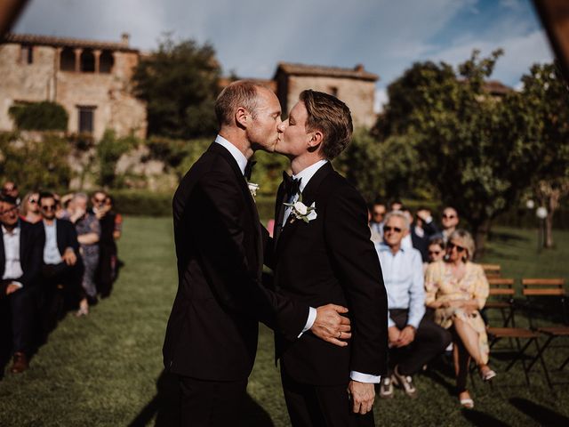 Gunnar and Stefan&apos;s Wedding in Siena, Italy 25