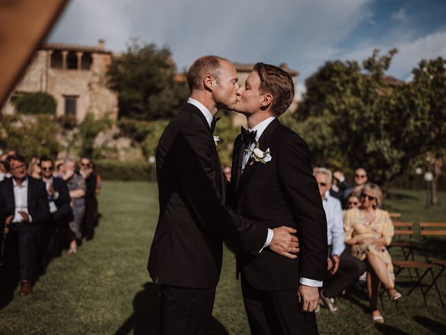 Gunnar and Stefan&apos;s Wedding in Siena, Italy 29