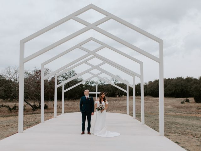 Matthew and Melanie&apos;s Wedding in Fredericksburg, Texas 34