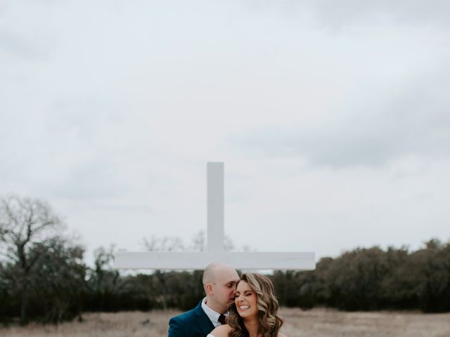 Matthew and Melanie&apos;s Wedding in Fredericksburg, Texas 38