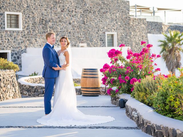 Elly and Nick&apos;s Wedding in Santorini, Greece 4