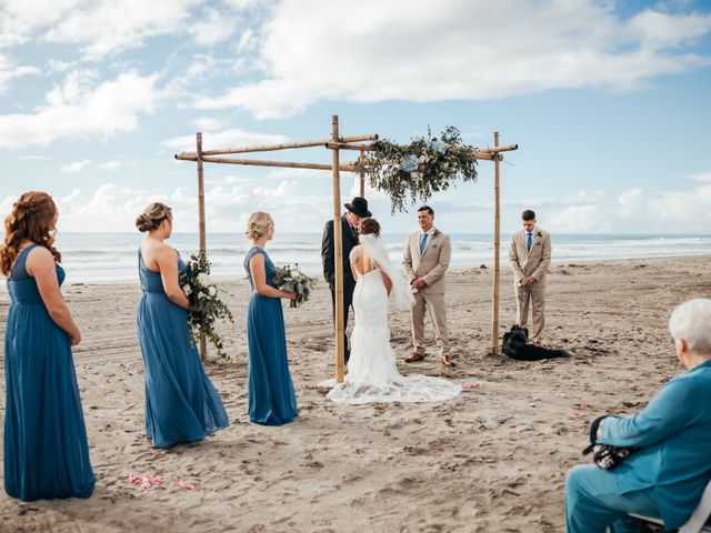 Anthony and Elyse&apos;s Wedding in Oceanside, California 16