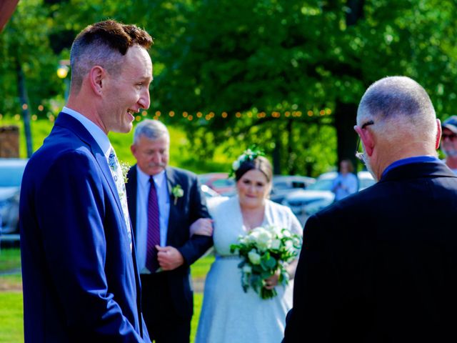 Casey and Jenn&apos;s Wedding in Bartlesville, Oklahoma 9