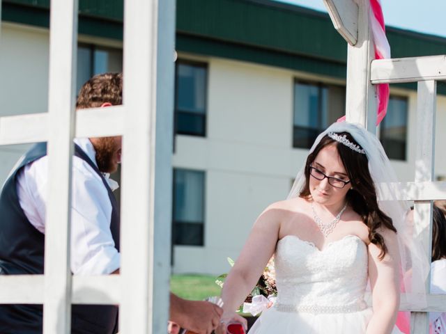 Tanner and Lindsey&apos;s Wedding in East Tawas, Michigan 10