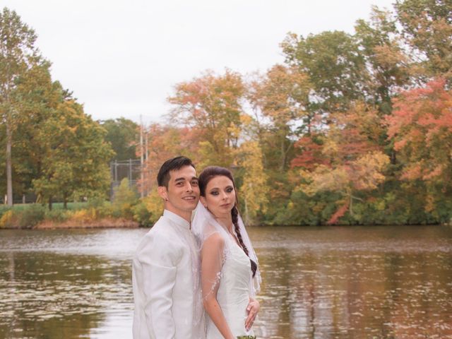Anthony and Shauna&apos;s Wedding in Dartmouth, Massachusetts 31
