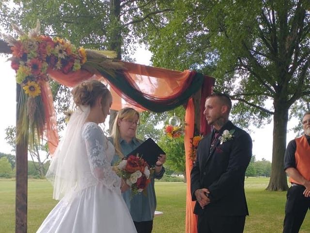 Zach and Miranda &apos;s Wedding in Streator, Illinois 8