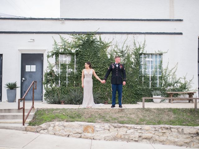 Jessica and Blake&apos;s Wedding in Fort Worth, Texas 2