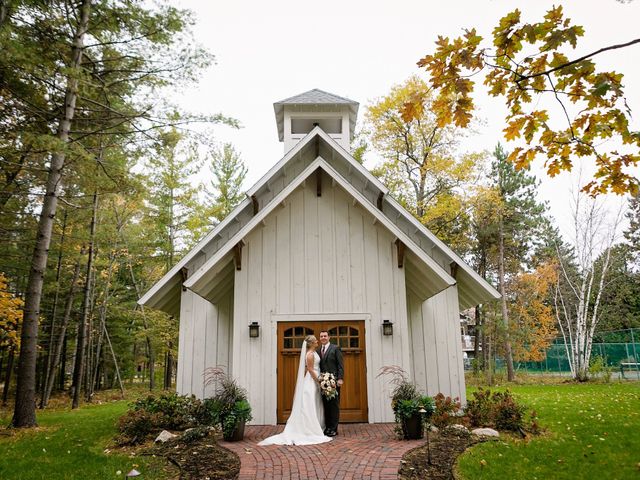 Sean and Jenna&apos;s Wedding in Nisswa, Minnesota 8