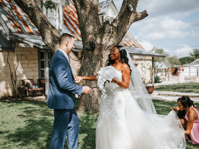 Seth and Erin&apos;s Wedding in Boerne, Texas 38