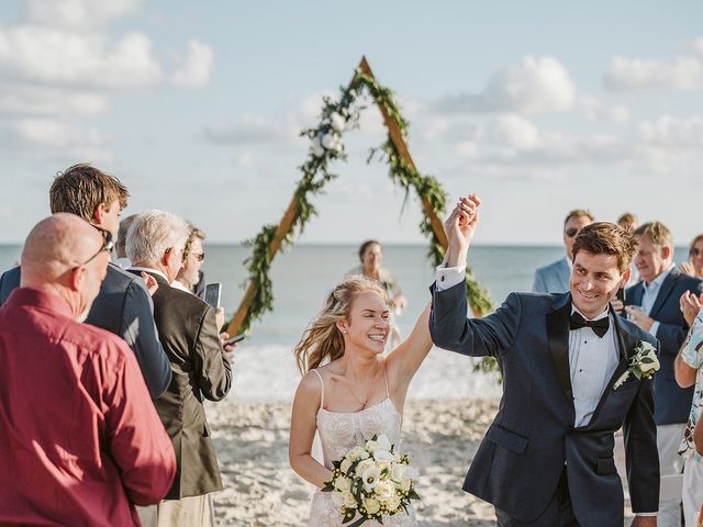 Dustin and Shelby&apos;s Wedding in Emerald Isle, North Carolina 234