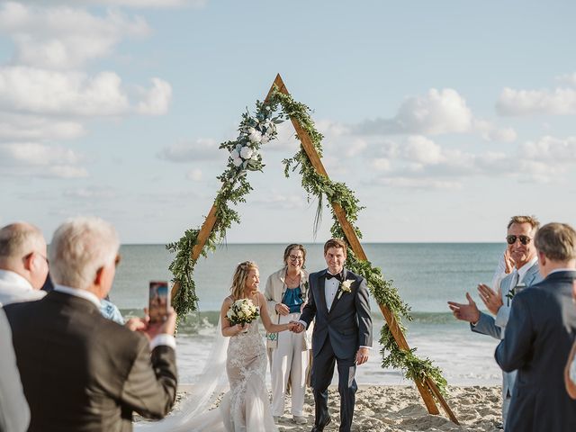 Dustin and Shelby&apos;s Wedding in Emerald Isle, North Carolina 238