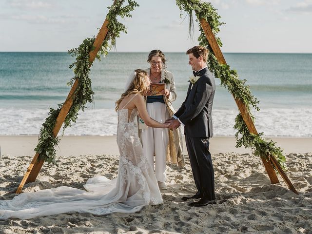 Dustin and Shelby&apos;s Wedding in Emerald Isle, North Carolina 249