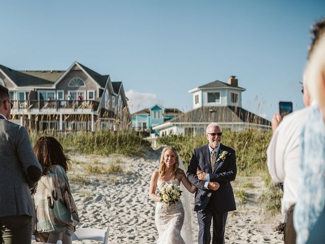 Dustin and Shelby&apos;s Wedding in Emerald Isle, North Carolina 278