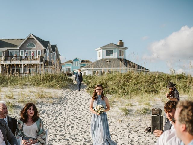 Dustin and Shelby&apos;s Wedding in Emerald Isle, North Carolina 288