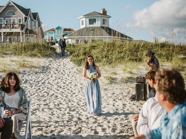 Dustin and Shelby&apos;s Wedding in Emerald Isle, North Carolina 289