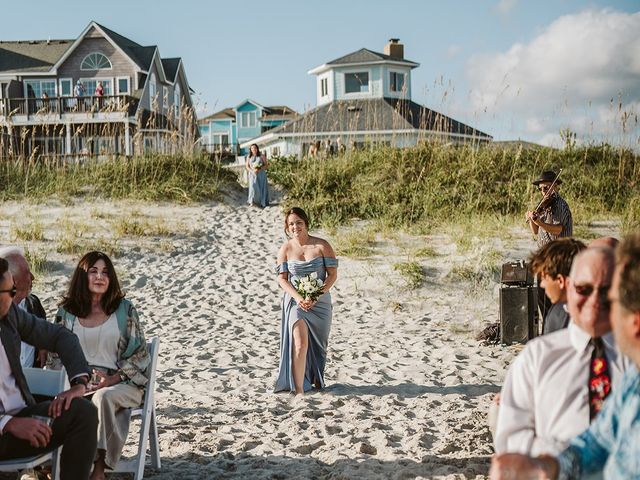 Dustin and Shelby&apos;s Wedding in Emerald Isle, North Carolina 299