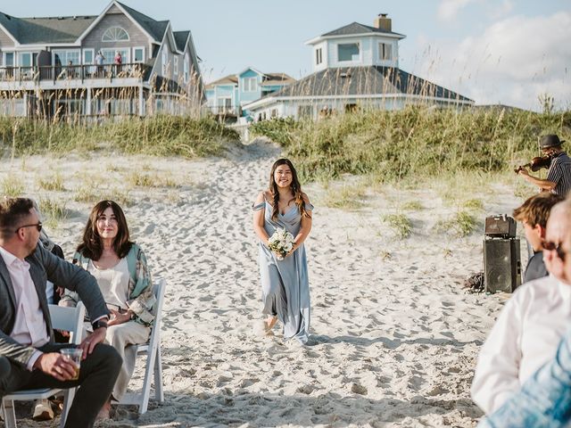 Dustin and Shelby&apos;s Wedding in Emerald Isle, North Carolina 317