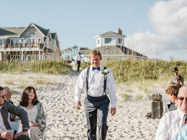 Dustin and Shelby&apos;s Wedding in Emerald Isle, North Carolina 350