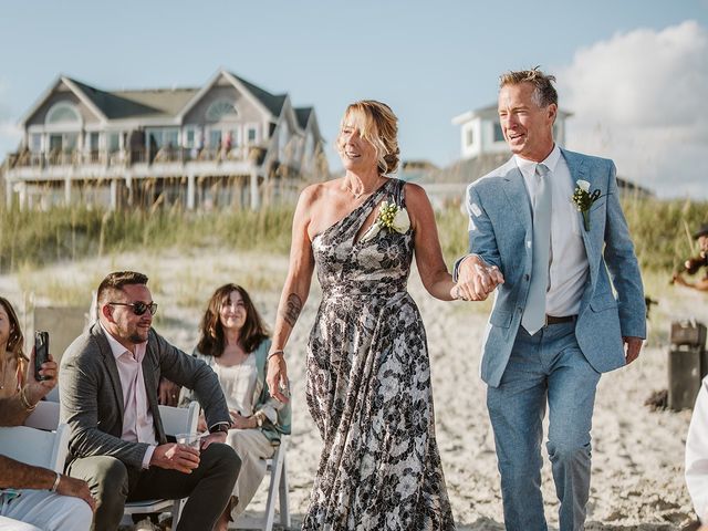 Dustin and Shelby&apos;s Wedding in Emerald Isle, North Carolina 367