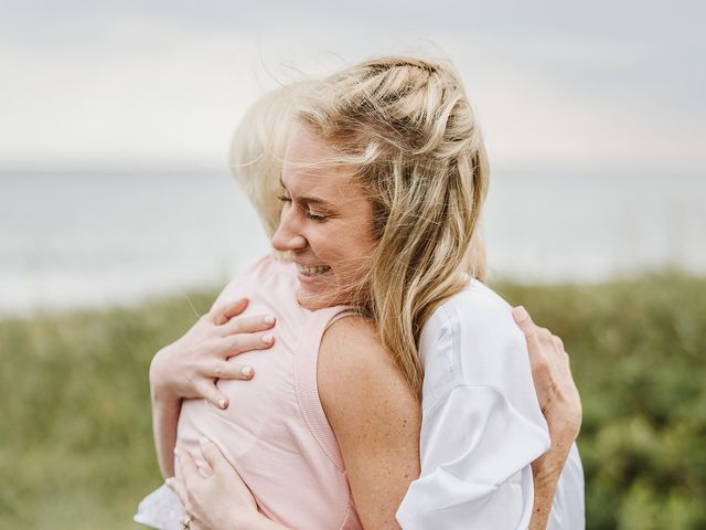 Dustin and Shelby&apos;s Wedding in Emerald Isle, North Carolina 515