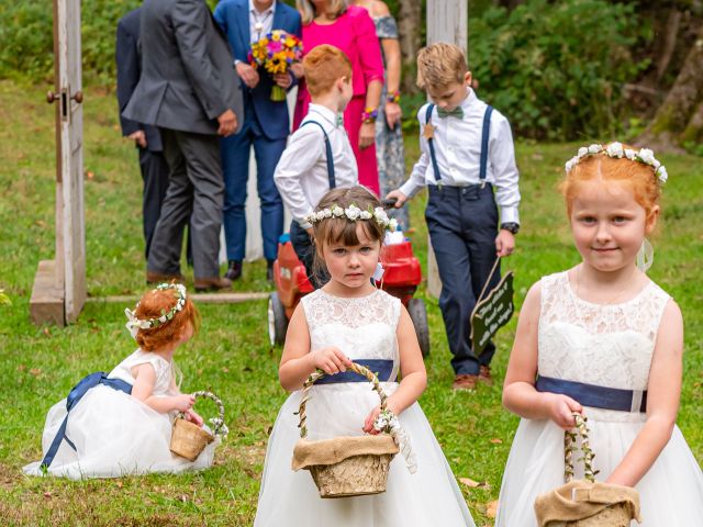 Christine and Jamie&apos;s Wedding in Lake Ariel, Pennsylvania 8