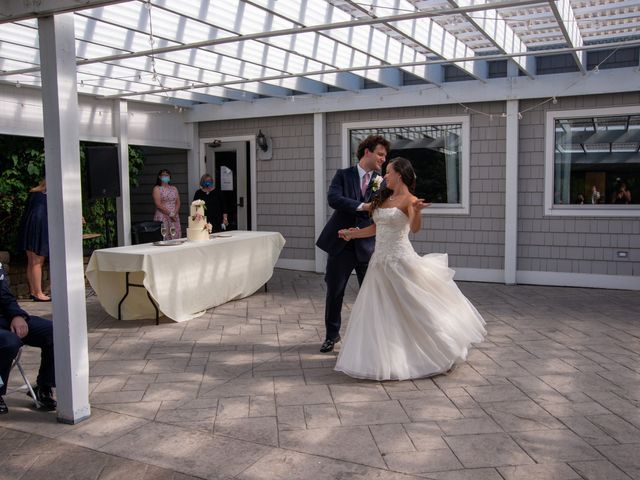 Teddy and Sarah&apos;s Wedding in Stonington, Connecticut 8