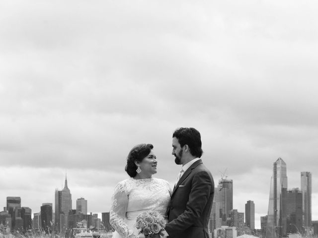 Federico and Karolyn&apos;s Wedding in West New York, New Jersey 5