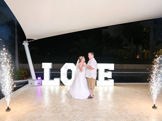 Paul and Heather&apos;s Wedding in Punta Cana, Dominican Republic 22