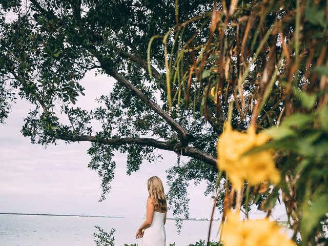 Lauren and Nick&apos;s Wedding in Key Largo, Florida 83