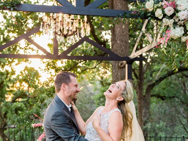 Brett and Lauren&apos;s Wedding in Smithville, Texas 7