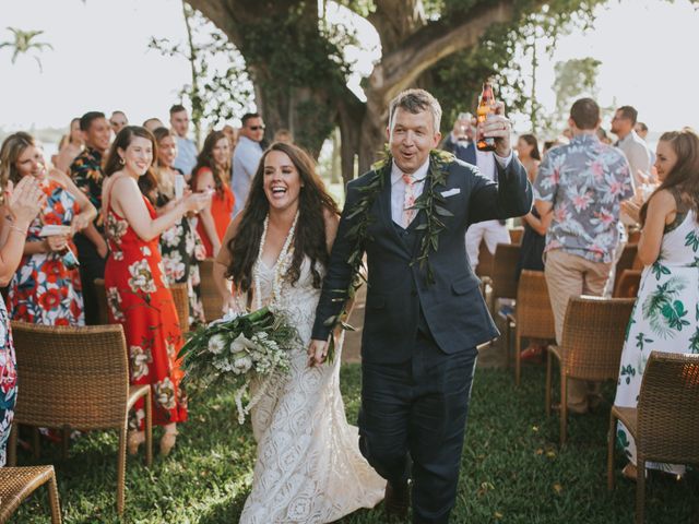 jared and molly&apos;s Wedding in Honolulu, Hawaii 29