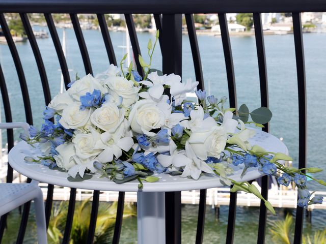 John and Allicia&apos;s Wedding in Treasure Island, Florida 11