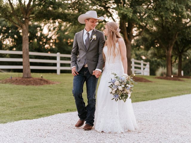 Carsen and Tori&apos;s Wedding in Bryan, Texas 15