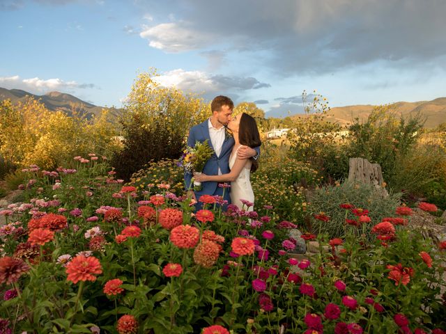 Stefan and Carolyn&apos;s Wedding in El Prado, New Mexico 15