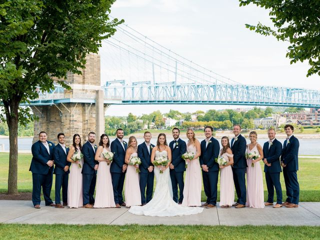 Scott and Erin&apos;s Wedding in Cincinnati, Ohio 20